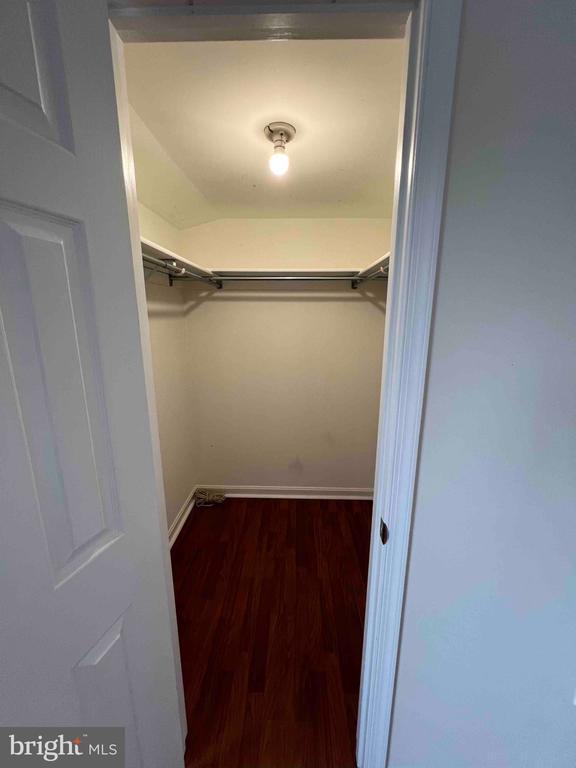 Building Photo - 6247 Spring Knoll Dr