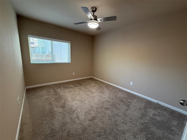 Building Photo - 206 Anacua Loop