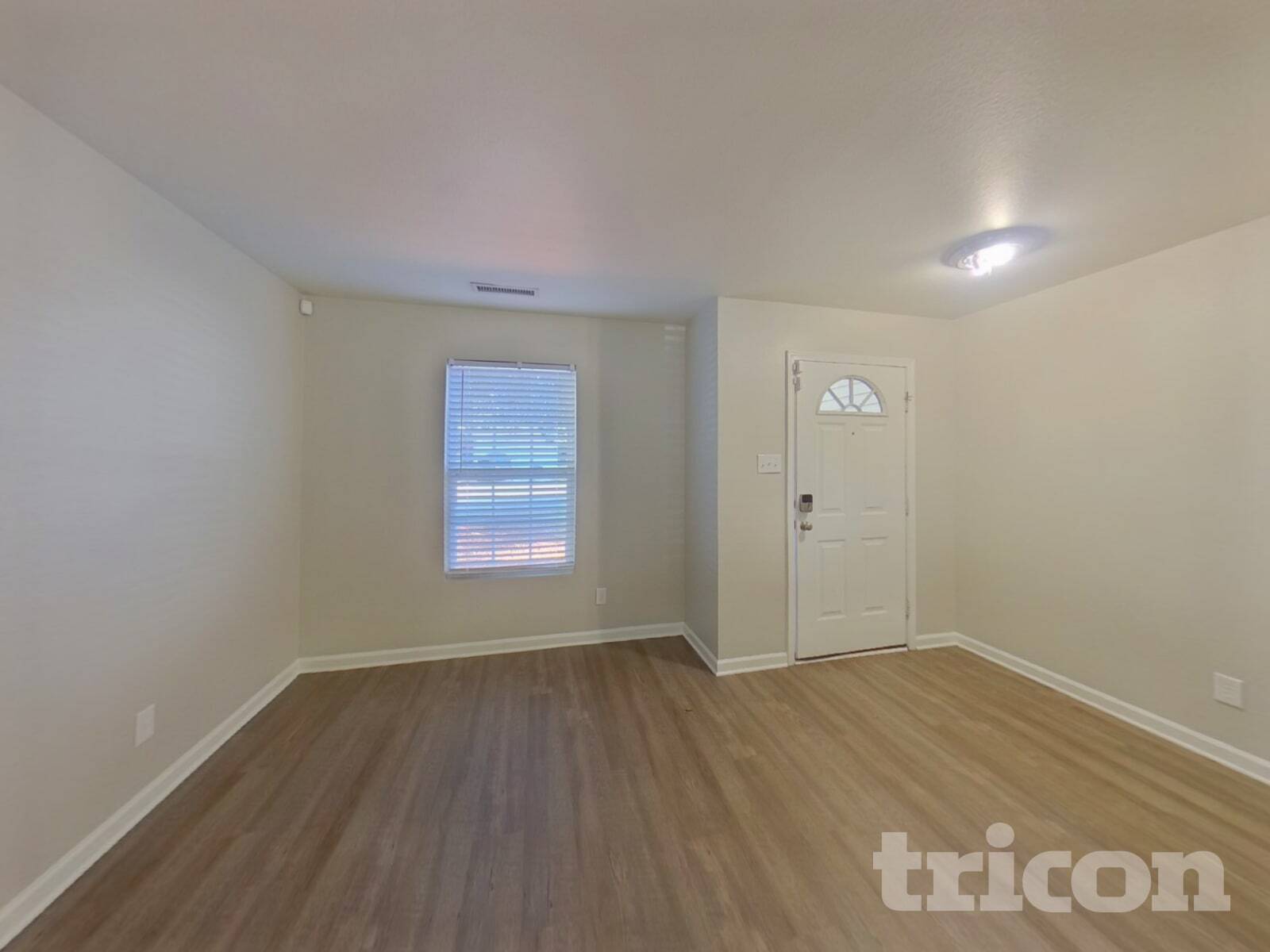 Building Photo - 1332 Waterlily Lane