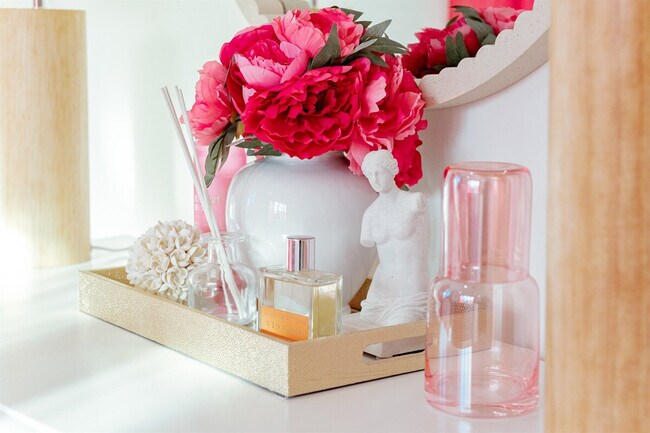 Building Photo - 610 38th St