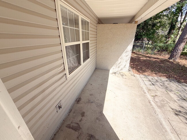 Building Photo - 314 Mobley Dr