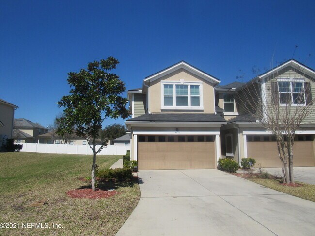 Building Photo - 3821 Aubrey Ln