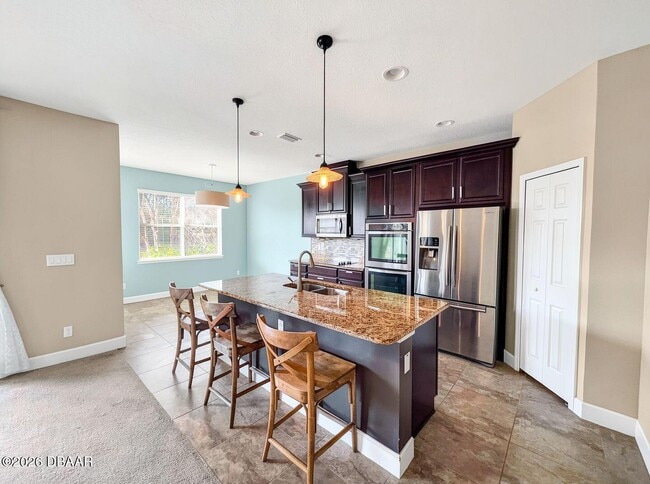 Building Photo - 409 Grande Sunningdale Loop