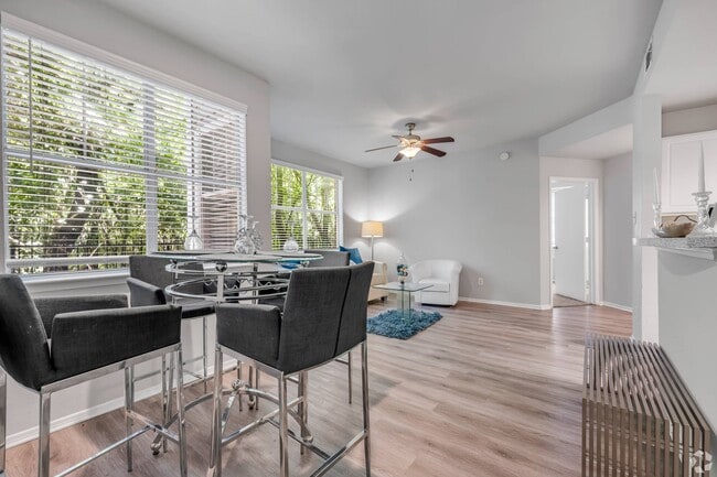 Building Photo - Villas of Sorrento Apartments