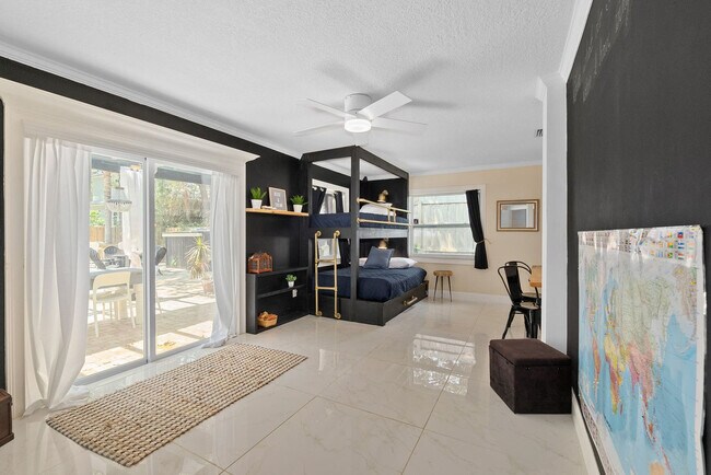 Building Photo - 501 Boating Club Rd