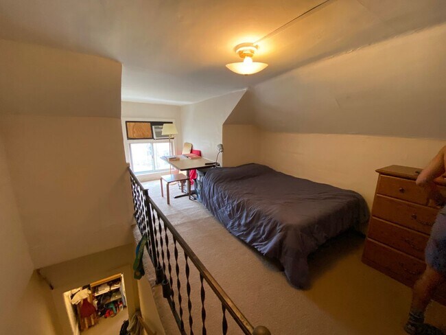 Building Photo - Neil Ave 1462-1464 HHR