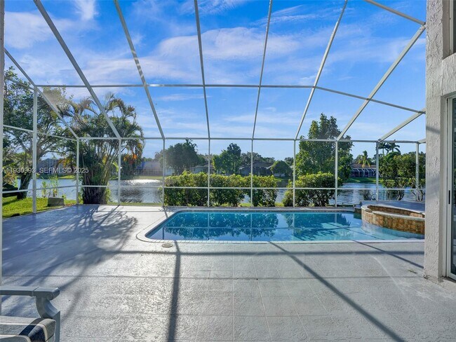 Building Photo - 4310 NW 63rd Ave