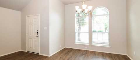 Building Photo - 1118 Partridge Dr