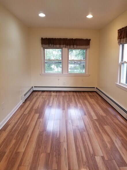 Building Photo - 30 Hobson Ave