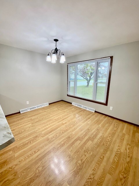 Building Photo - 1980 Tumblebrook Rd