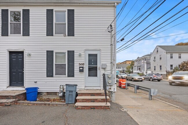 Building Photo - 56 Central St