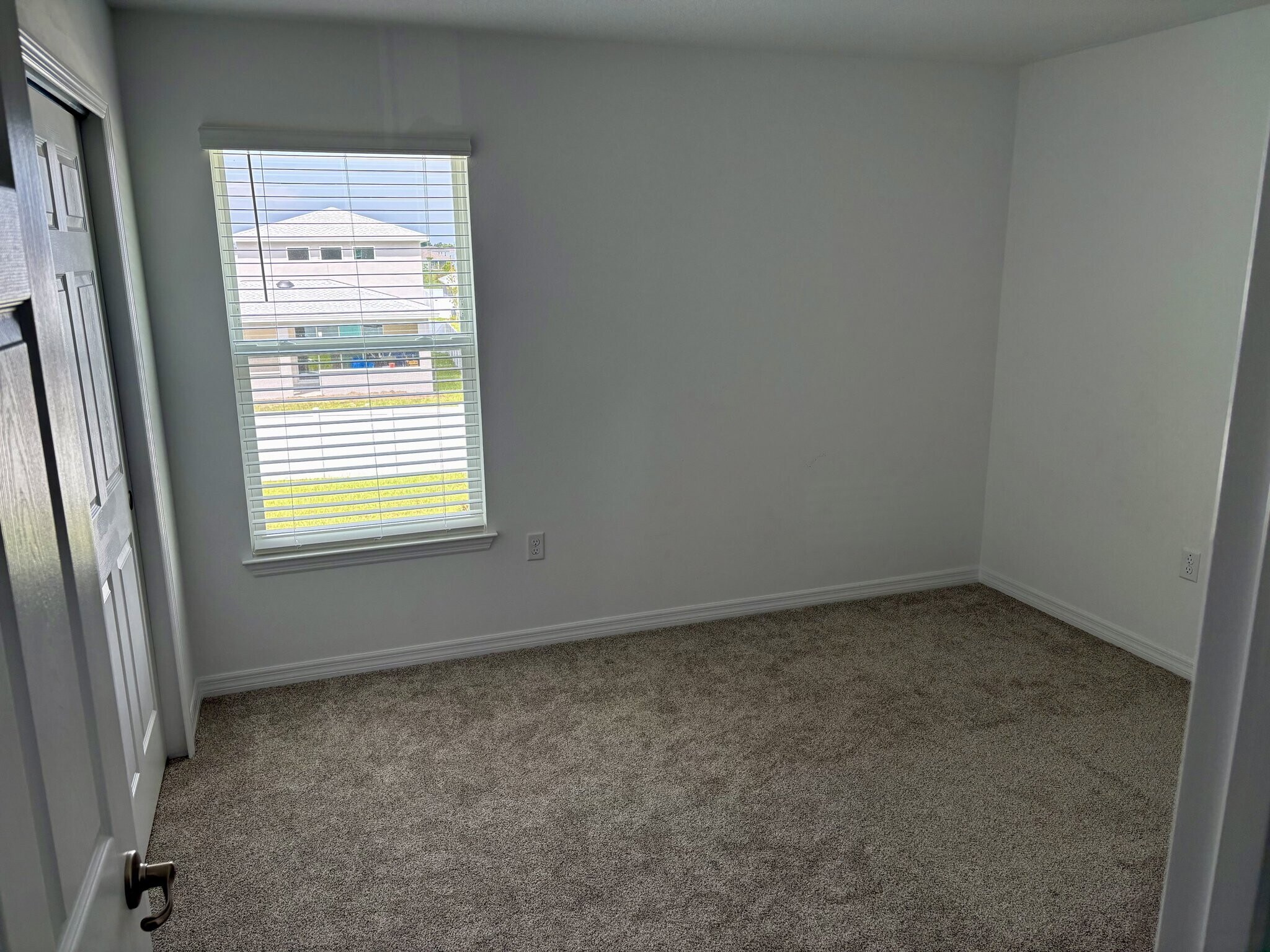 Building Photo - 5728 SW 71st Ct
