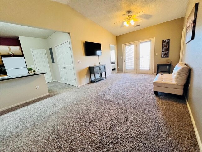 Building Photo - 2200 Classen Blvd