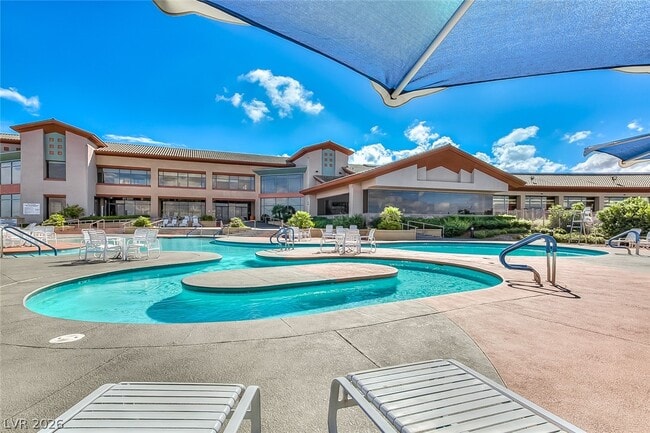 Building Photo - 2343 Schaeffer Hills Dr