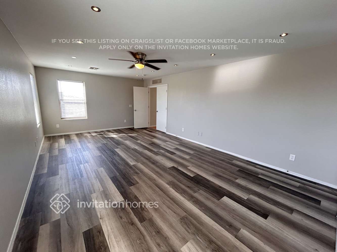 Building Photo - 11545 W Larkspur Rd