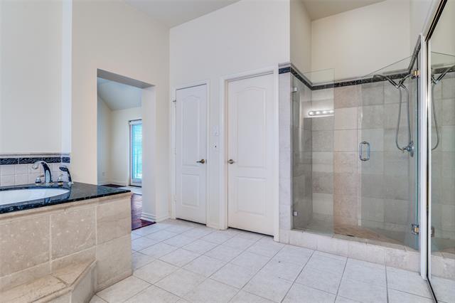 Building Photo - 6613 Lynch Ln