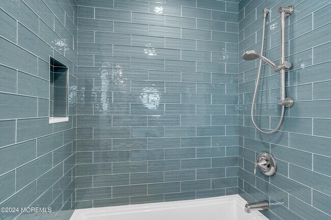 Building Photo - 3574 Ocean Terrace