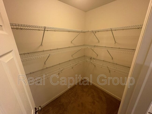 Building Photo - 28 Whitaker Dr