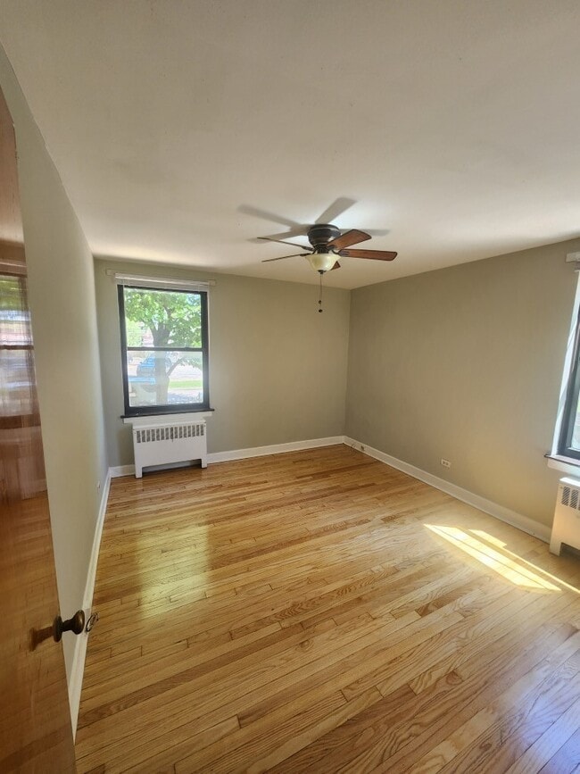 Building Photo - 7379 N Winchester Ave