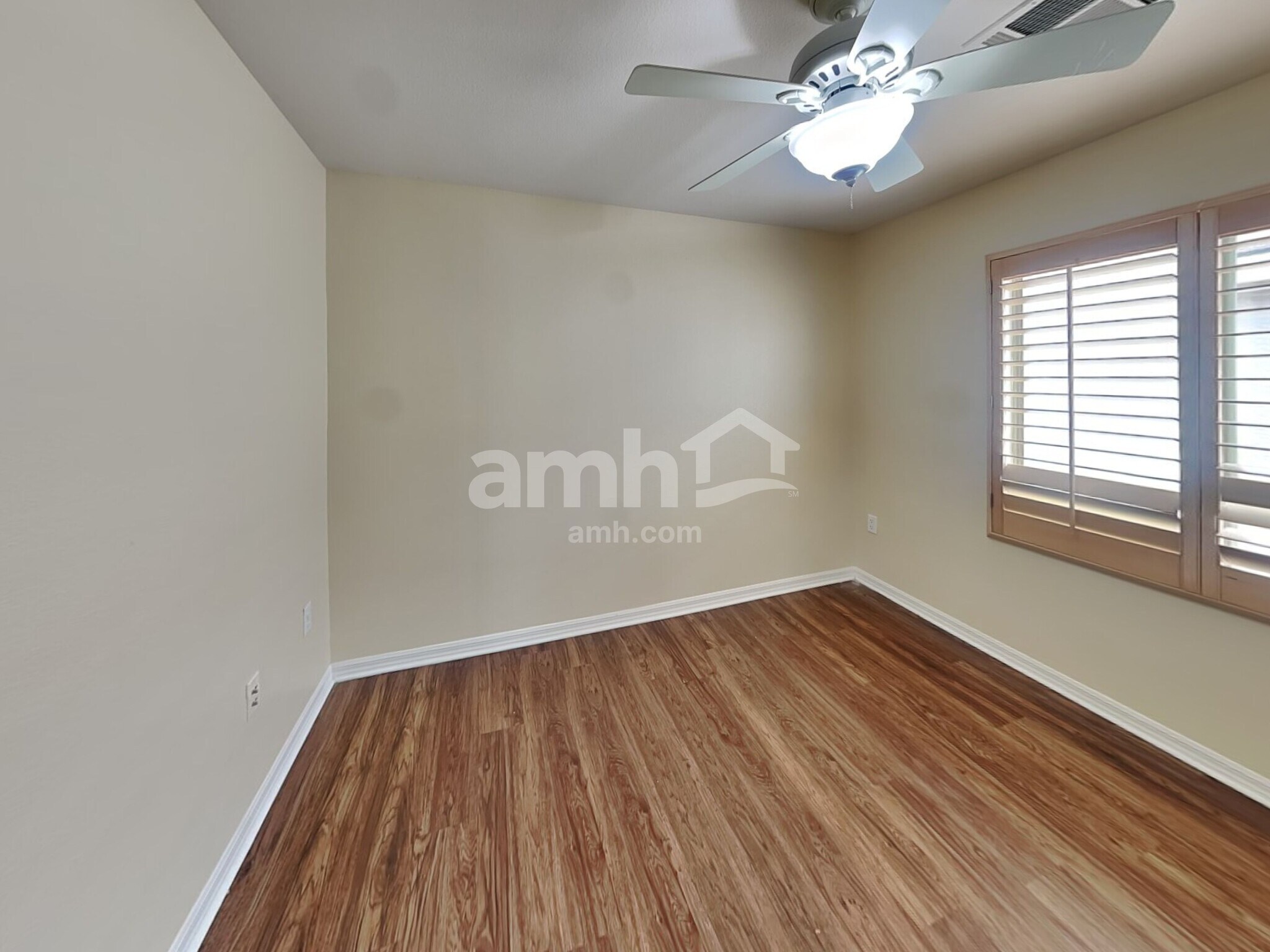 Building Photo - 136 Palatial Pines Ave