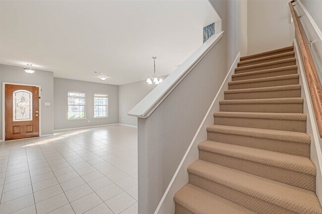 Building Photo - 502 Mornington Ln