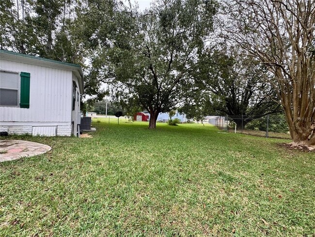 Building Photo - 5921 SW 63rd Lane Rd