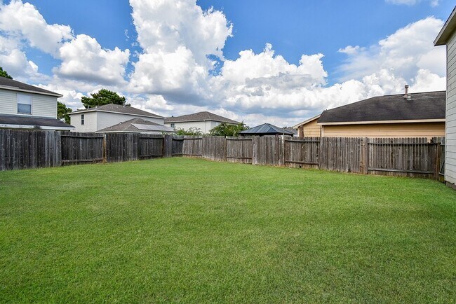 Building Photo - 18214 Olive Leaf Dr