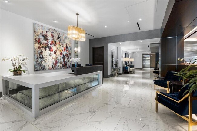 Building Photo - 1065 Peachtree St NE