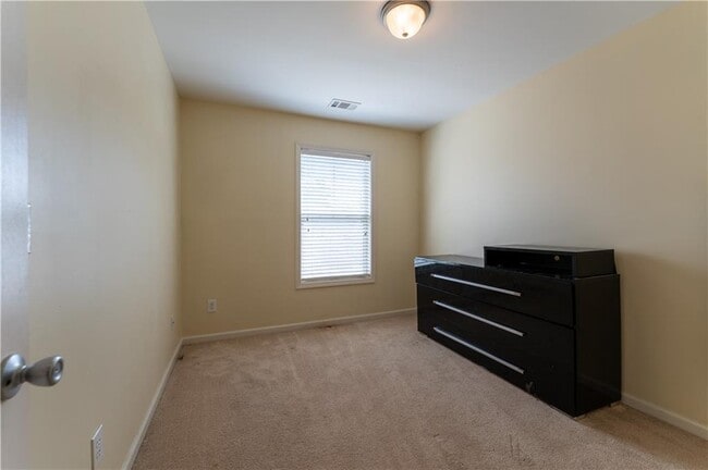 Building Photo - 6210 Elmshorn Way