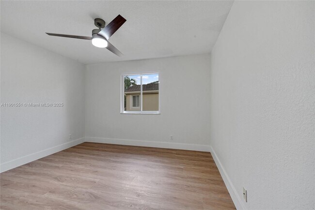 Building Photo - 2267 Cordoba Bend