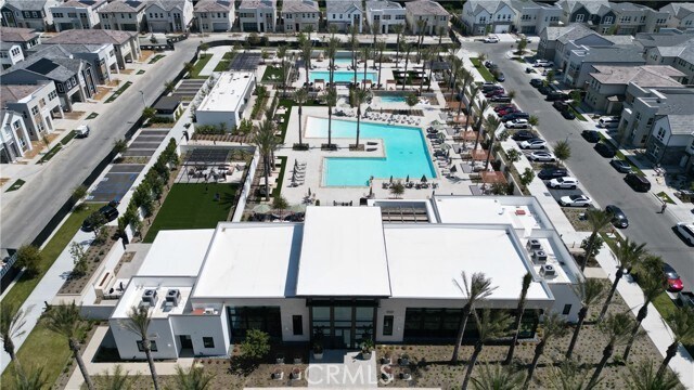 Building Photo - 160 Longden