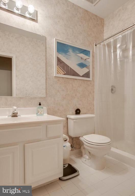Building Photo - 9810 Bolton Village Ct