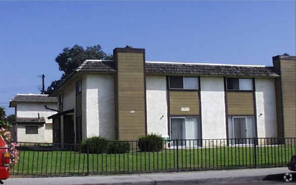 Building Photo - 201 W Cuesta Del Mar Dr