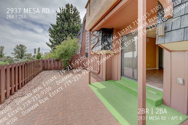 Building Photo - Two bedroom condo close to Garden of the G...
