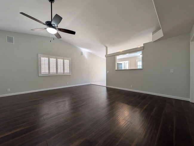 Building Photo - 2-BEDROOM CONDO AVAILABLE FOR RENT IN WEST...