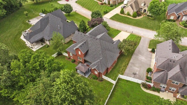 Building Photo - 3630 Amherst Dr