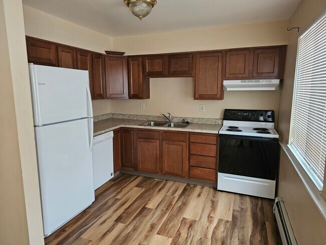 Building Photo - 3965 Stonedike Dr