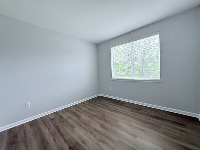 Building Photo - 440 S Villa San Marco Dr