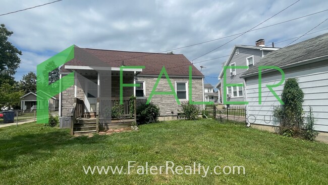 Building Photo - Darling 3-Bedroom Cape Cod in Belmont