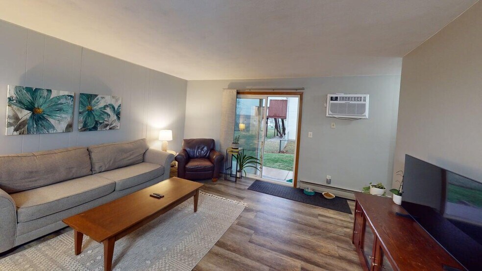 Building Photo - 3052 15th St