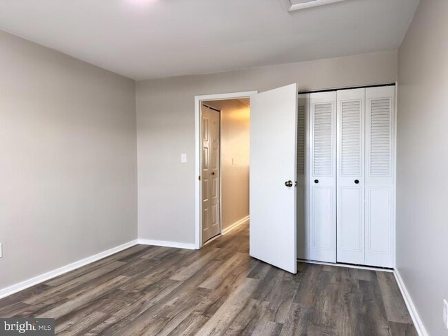 Building Photo - 31 Union St