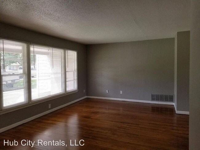 Building Photo - 3 br, 1 bath House - 3714 28th Street