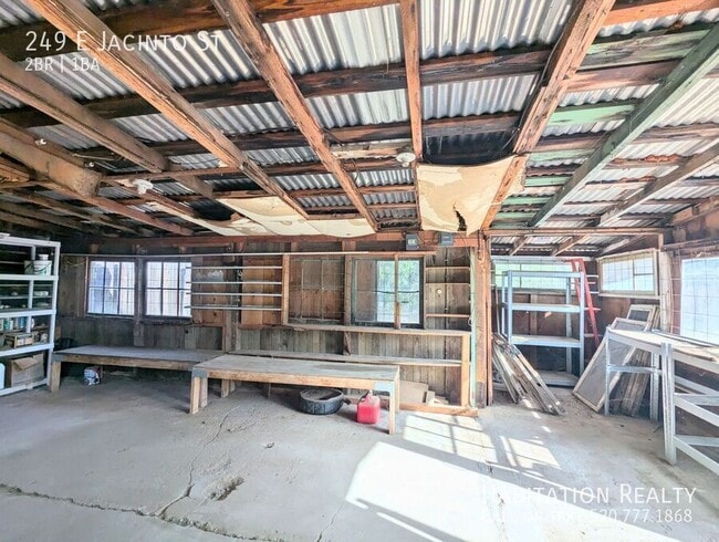 Building Photo - 249 E Jacinto St