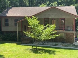 Building Photo - 3117 Barnsley Ln