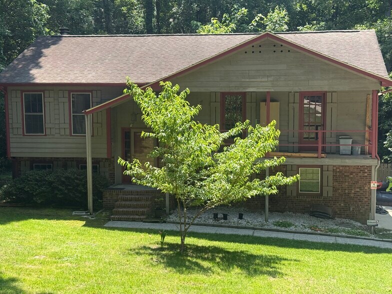 Primary Photo - 3117 Barnsley Ln