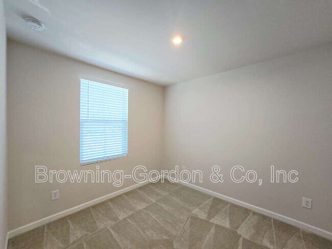 Building Photo - 2757 Thornton Grove Blvd