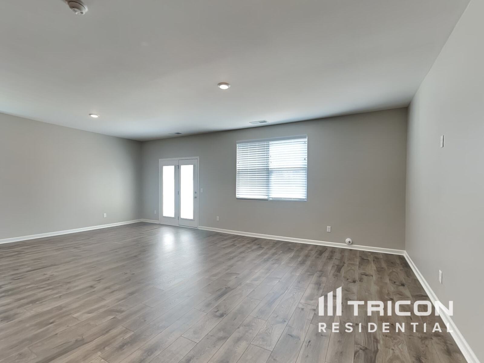 Building Photo - 7249 Sunny Parks Dr