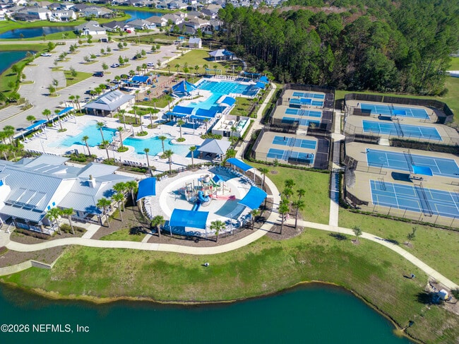 Building Photo - 121 Newfield Wy.