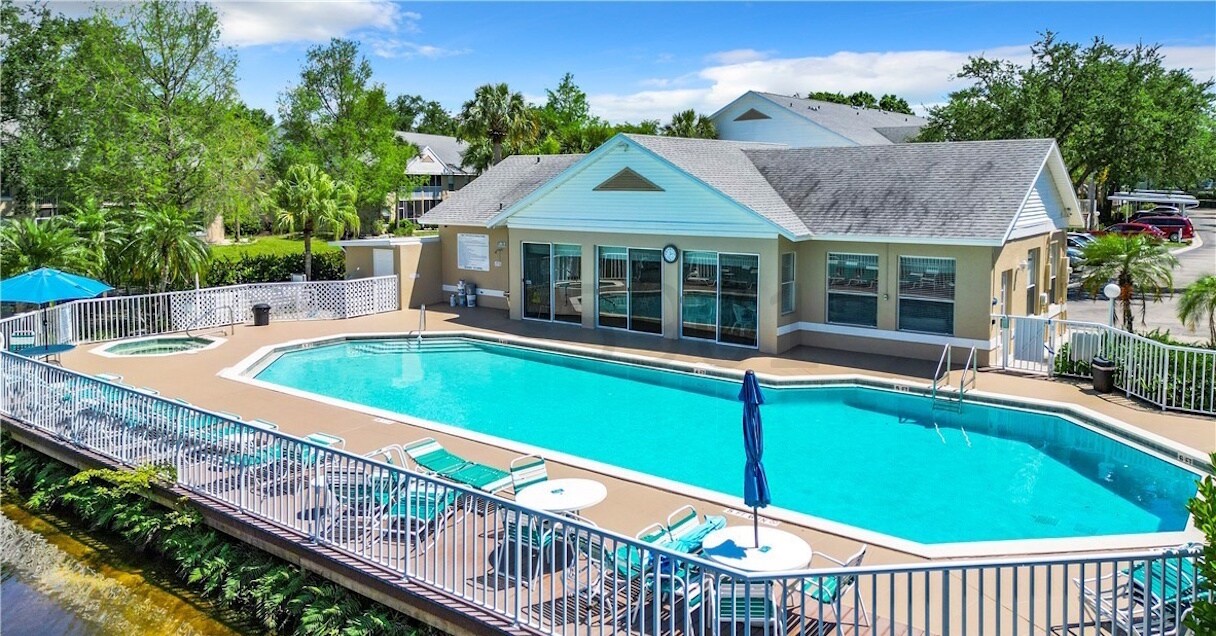 Building Photo - 186 Pebble Shores Dr