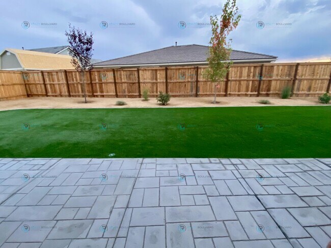 Building Photo - Welcome to your dream home, where modern elegance meets unparalleled convenience!